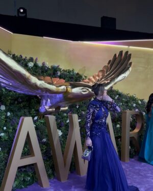 Annabella Hilal Instagram - Award season could not have started any better 💫 

@joyawards - every year this experience gets better and better, thank you for having me ❤️

& thank you to the amazing @zuhairmuradprivate @zuhairmuradofficial for this incredible dress, you are a true artist ❤️

Watch @hublot @hublotmea 

Jewelry @lustro_md 

Bag @jimmychoo 

Shoes @lesilla 

Hair @ebtssam_hair 

Makeup @darinmakeup_artist 

📷 @nano1oo 

Management @hharabia