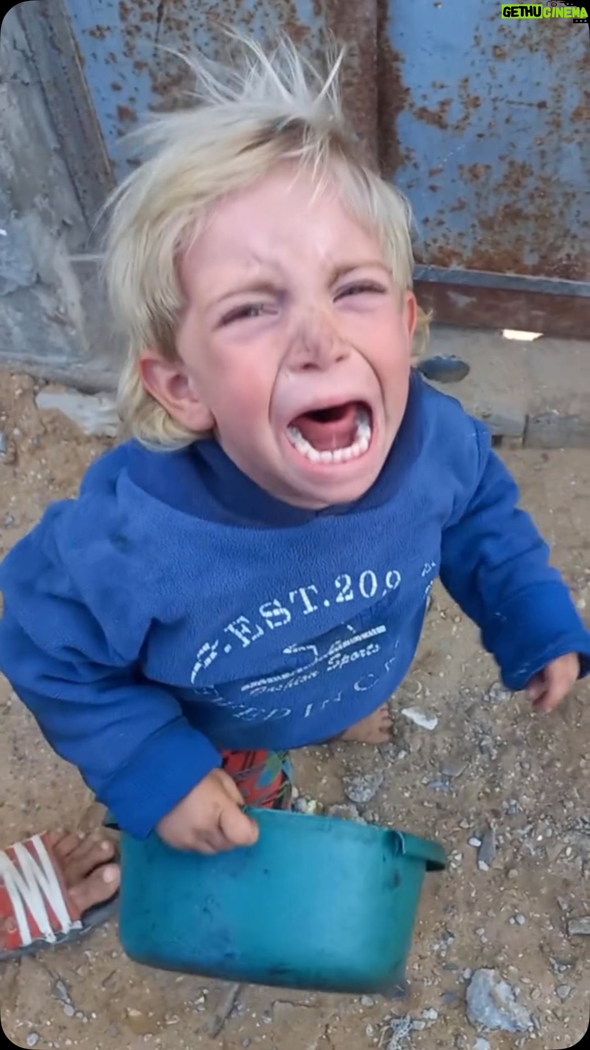Annie Lennox - 18K Likes - Dear Friends,
This is a cry of desparate HUNGER!!!
You WON’T FIND THIS IN THE MEDIA HEADLINES because they either don’t care - or don’t want you to know.
The suffering of the Palestinian people doesn’t matter to them.
International Human Rights have GONE!!!!
The saying of ‘NEVER AGAIN’ means nothing and is of no consequence.
Mass displacement and genocide is happening in plain sight while life just steps over and around it.
Absolutely devastating.
#stopkillingchildren
#ceasefire