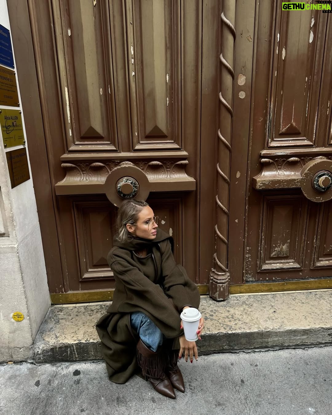 Anouki Kaladze - 3 Likes - Beautiful story behind these photos ❤️ @niniikoo