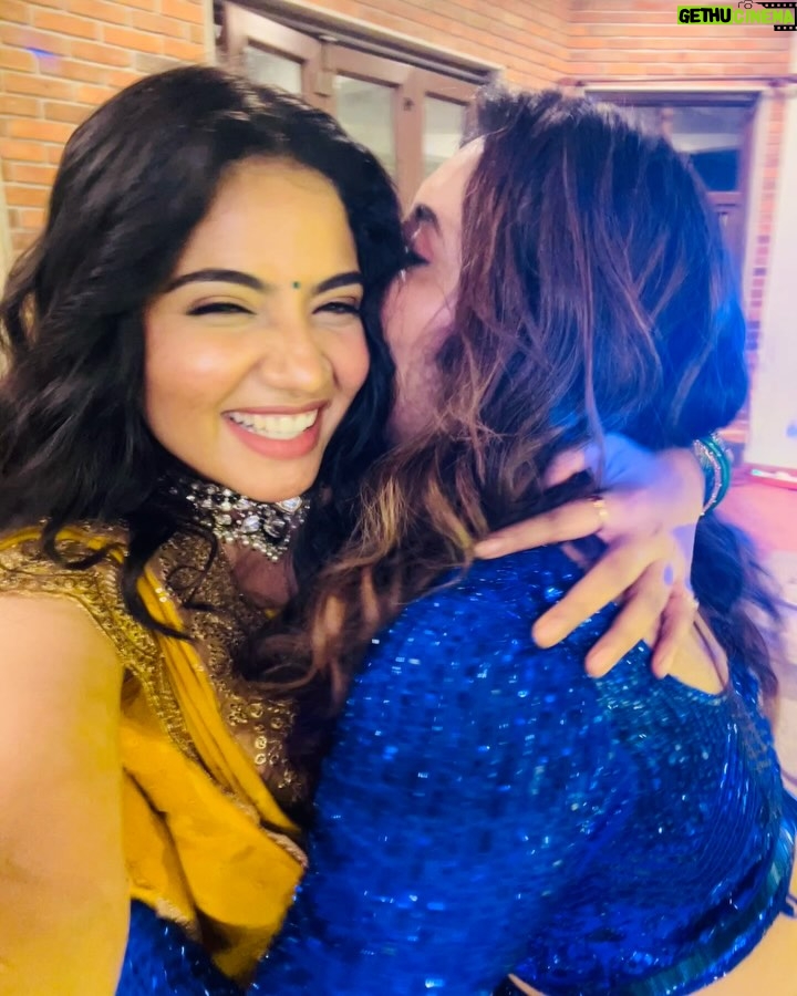 Anshita Akbarsha - 69.1K Likes - Happy faces ✨🧿🎉
@priyankapdeshpande
#specialone #behappy #bepositive #smile