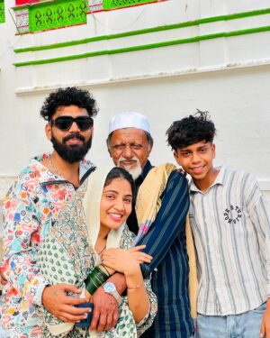 Anshita Akbarsha Instagram - “Treat your family like friends and your friends like family.”🧿🙌🏻
@neethu_sumi, @anzil_gulami, @sinasinath, @dhulkargulami, @saji__am, @nera_lu_ne_, @shamla_shamla4, @_rashiiiiihh, @raziiihhh, @_far_s_ana__