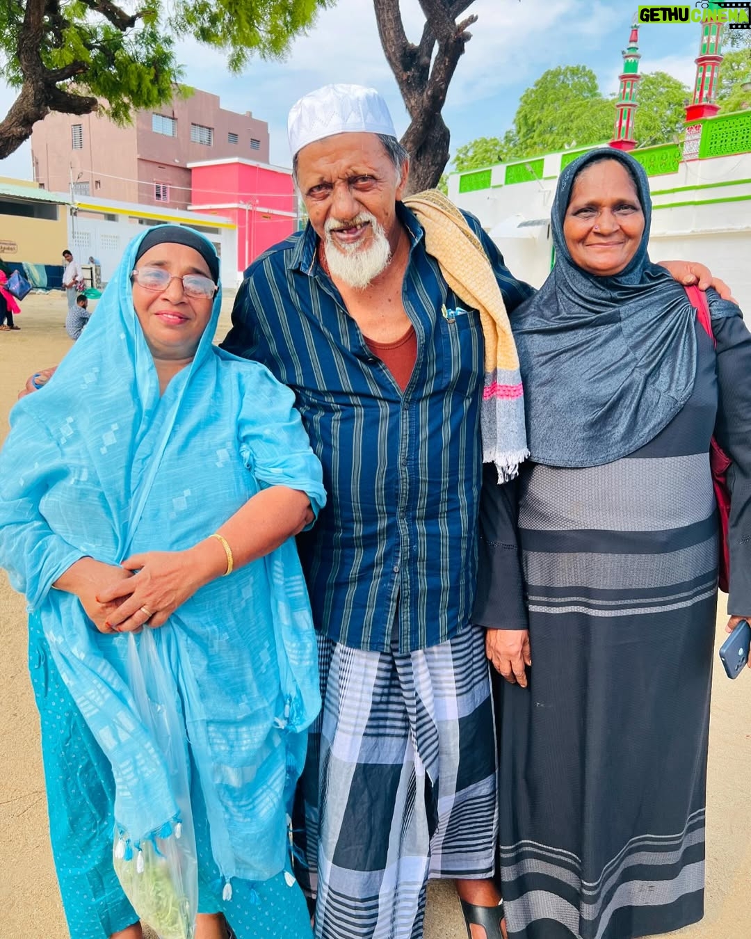 Anshita Akbarsha - 57.5K Likes - “Treat your family like friends and your friends like family.”🧿🙌🏻
@neethu_sumi, @anzil_gulami, @sinasinath, @dhulkargulami, @saji__am, @nera_lu_ne_, @shamla_shamla4, @_rashiiiiihh, @raziiihhh, @_far_s_ana__