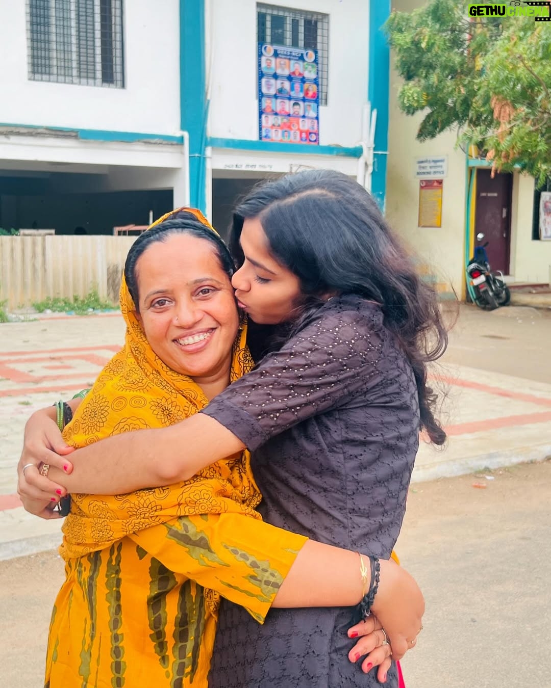 Anshita Akbarsha - 57.5K Likes - “Treat your family like friends and your friends like family.”🧿🙌🏻
@neethu_sumi, @anzil_gulami, @sinasinath, @dhulkargulami, @saji__am, @nera_lu_ne_, @shamla_shamla4, @_rashiiiiihh, @raziiihhh, @_far_s_ana__
