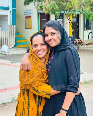 Anshita Akbarsha Instagram - “Treat your family like friends and your friends like family.”🧿🙌🏻
@neethu_sumi, @anzil_gulami, @sinasinath, @dhulkargulami, @saji__am, @nera_lu_ne_, @shamla_shamla4, @_rashiiiiihh, @raziiihhh, @_far_s_ana__