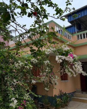 Antara Mitra Instagram - Good Morning! 
From home ! 
#Geetabitan