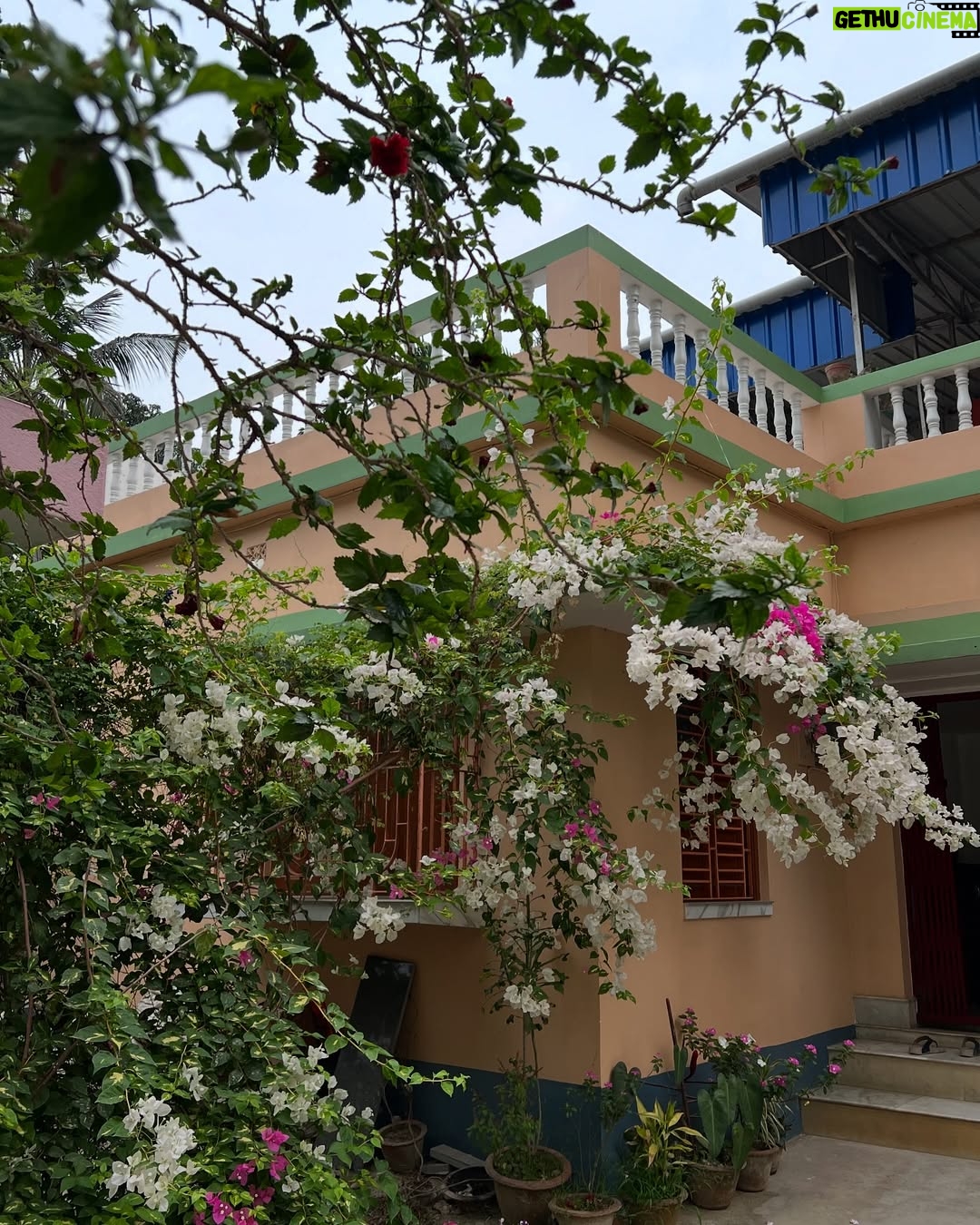 Antara Mitra - 8K Likes - Good Morning!
From home !
#Geetabitan