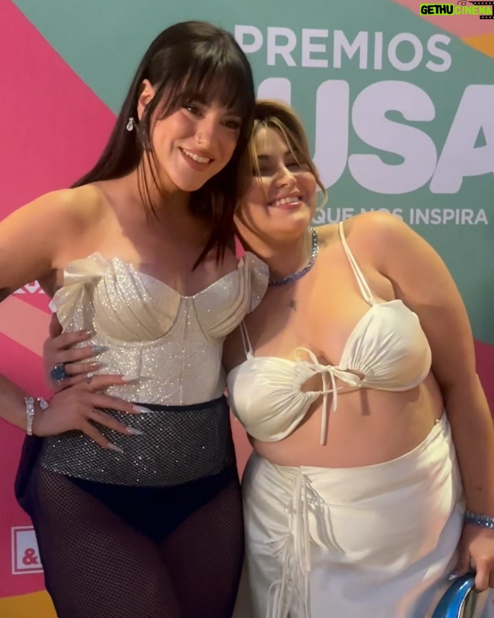 Antonia Bosman - 8.9K Likes - 🧜🏼‍♀️✨💎 @premiosmusa 

styling x @piolavidal 
beauty x @humbertomoyav 
corset x Rodrigo Valenzuela @rvcouture 
falda x @nicolettavalentina 
joyas x @swarovski 
mngmt x @chepemejias 
fotos x @diegoescap
