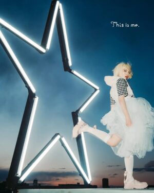 Aoi Yamada Instagram - @converse_jp 🩰
・・・
"This is me."

NEW ARRIVAL〈ALL STAR TREKWAVE BL OX〉

Performing artist：アオイヤマダ　@aoiyamada0624
Photographer：SONG SI YOUNG
Art Director：鈴木利幸（united lounge tokyo）
Graphic Designer：渡部糸女（united lounge tokyo）
Stylist：二宮ちえ
Hair & Make-up：冨沢ノボル（CUBE）
Lighting Director：平野勝利（BONDS）
Art & Props：三ツ泉貴幸、藤岡なつき（STARBOY）
Location：AL STUDIO
Producer：浜島 遊（Peanuttart）
Interpreter：Park Changsoo（LIKE STUDIO）
Production Manager：もも、大川実結、橋本和佳奈（Peanuttart）
Management（アオイヤマダ） : Oi-chan

#converse
#コンバース