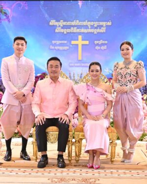 Aok Sokunkanha Instagram - សរុបសកម្មភាពថ្ងៃការប្អូនប្រុសស្រី ♥️❤️💋