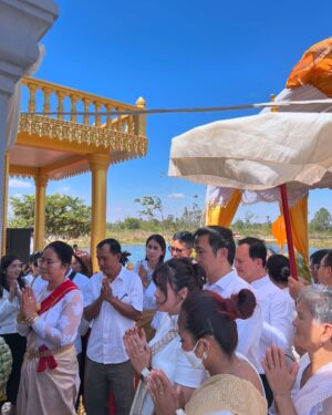 Aok Sokunkanha Instagram - ពិធីបុណ្យឆ្លងចេតិយ និងបញ្ចុះអដ្ឋិធាតុ ឧទ្ទិសជូនឧបាសក អុិន អឿង និងឧបាសិកា ម៉ា រិនថា 
15 មករា 2025
