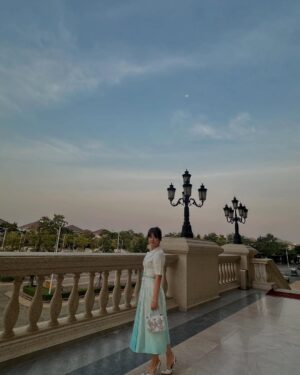 Aok Sokunkanha Instagram - មើលមិនឃើញថាថ្ងៃស្អែកមានអ្វីកើតឡើងនោះទេតែយើងអាចធ្វើរឿងថ្ងៃនេះឲ្យល្អបំផុត🙏