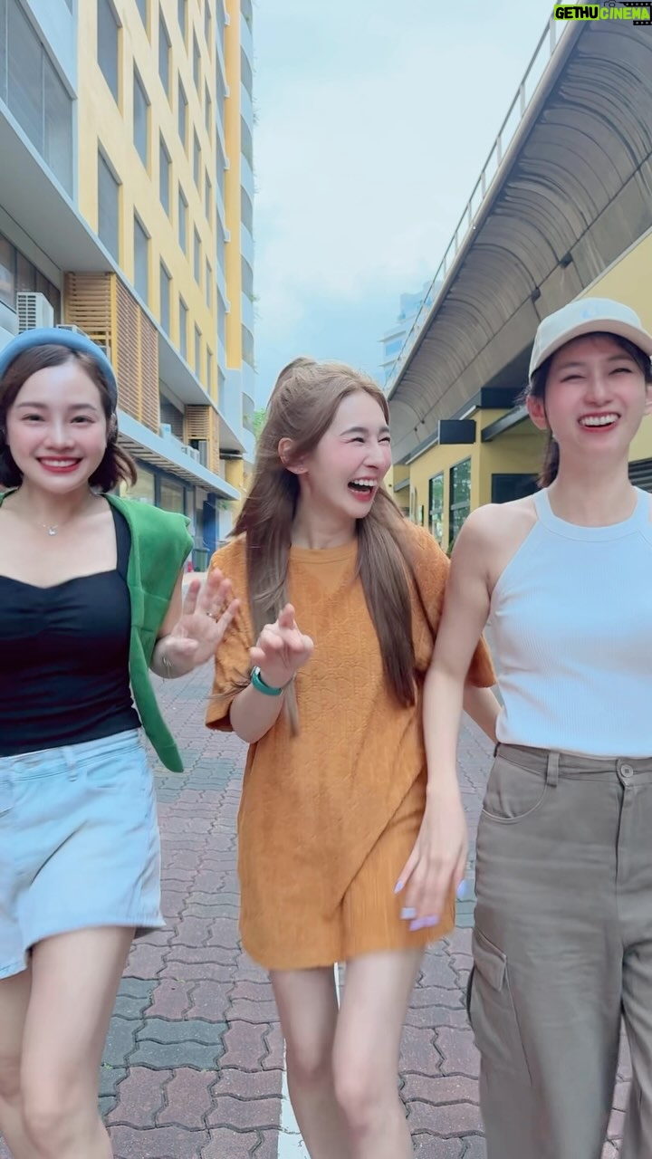 Apple Chan - 5.5K Likes - 难得有空见面
一定要白痴一下 😎😎😎
Friendship forever👭🏻👭🏻👭🏻