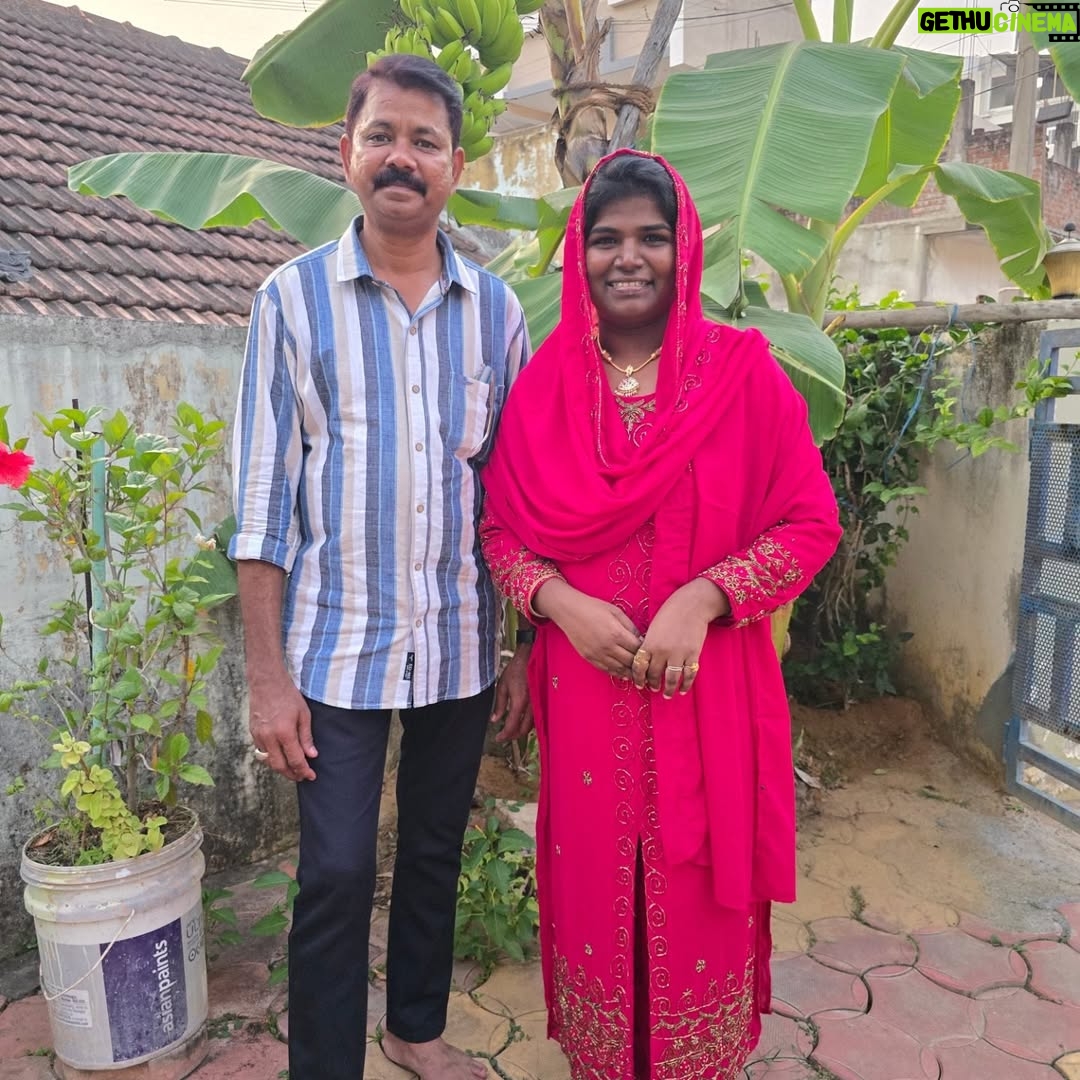 Aranthangi Nisha - 110.5K Likes - இன்று ரமலான் வாழ்த்து கூறிய அத்துணை நண்பர்களுக்கும் நன்றி.... அனைவருக்கும் ரமலான் வாழ்த்துக்கள்.....
