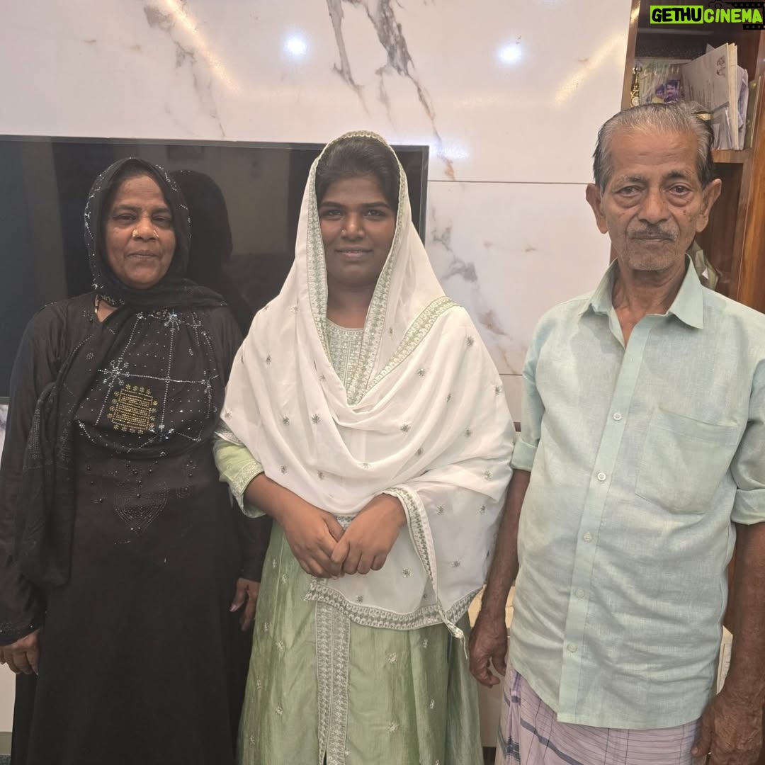Aranthangi Nisha - 110.5K Likes - இன்று ரமலான் வாழ்த்து கூறிய அத்துணை நண்பர்களுக்கும் நன்றி.... அனைவருக்கும் ரமலான் வாழ்த்துக்கள்.....