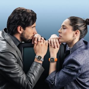 Arantza Ruiz Instagram - La versatilidad es arte. ✨ Y cuando un accesorio logra acompañarte en cada faceta de tu vida, sabes que es más que un simple detalle. Multifort TV Saga 3 de @midowatches es mi elección porque refleja ese equilibrio entre fuerza y estilo. ⏳🩵🧡

¿Cuál usarías tú? Déjamelo en los comentarios. 👇🏼
.
.
.
.
 #MIDO #inspiredbynewvisions #BigDate #SwissMade #MultifortTV #MultifortTV35 #VersatilidadEnTiempo #MultifortTVSaga3 #DetallesQueHablan