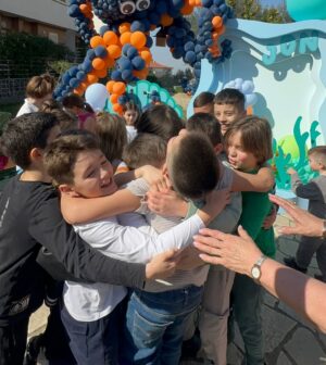 Arbana Osmani Instagram - Happy 10th birthday Joni, të kam dritën e syve, të kam gjithçka

Thank you @frenkcreative and @jonaspahiuu for the amazing last minute set up, you guys are the best.
Thank you @komitetibar and @arbercepani for welcoming a bunch of crazy excited kids:)