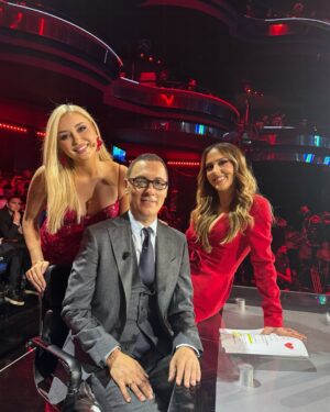 Arbana Osmani Instagram - Moments from last night at @xfactor.albania Finale 

My beautiful make up is from @makeupbyelona 
Hair always by my @jetmira_dushi_official