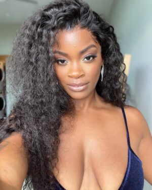 Ari Lennox Instagram - I like the way you tease me I like the way you squeeze me I like the way you touch me - @kut_klose