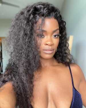 Ari Lennox Instagram - I like the way you tease me I like the way you squeeze me I like the way you touch me - @kut_klose
