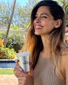 Actress Ariadna Romero HD Photos and Wallpapers July 2025