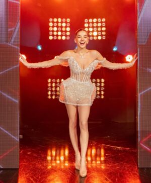 Arilena Ara Instagram - 🤍🥹BIG FINALE🥹🤍 @xfactor.albania 
WE MADEEEEE IT! 
THE WINNER!!! @riigersa 💫 🏆 #GirlsCategory