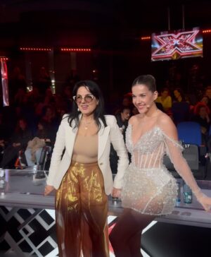 Arilena Ara Instagram - 🤍🥹BIG FINALE🥹🤍 @xfactor.albania 
WE MADEEEEE IT! 
THE WINNER!!! @riigersa 💫 🏆 #GirlsCategory