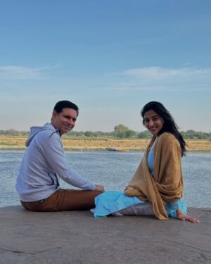 Ashlesha Savant Instagram - Vrindavan calling ….,,, 🥳

There is a whole other universe here …. It cannot be expressed in words . It’s something else. It’s an experience. It’s love ❤️ !!!! Pure love ❤️ . 

Someone told me you cannot step here without Radha Rani’s calling. 

Pics - @toshikamishra6 
🧿🧿🧿🧿🧿🧿🧿🧿🧿 #blessed #beyondwords #unreal #radha #krishna