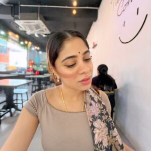 Ashvini Jegathesan Instagram - Peace. Love. Happiness ♥️

#foryoupage #blessed #happylife #staypositive