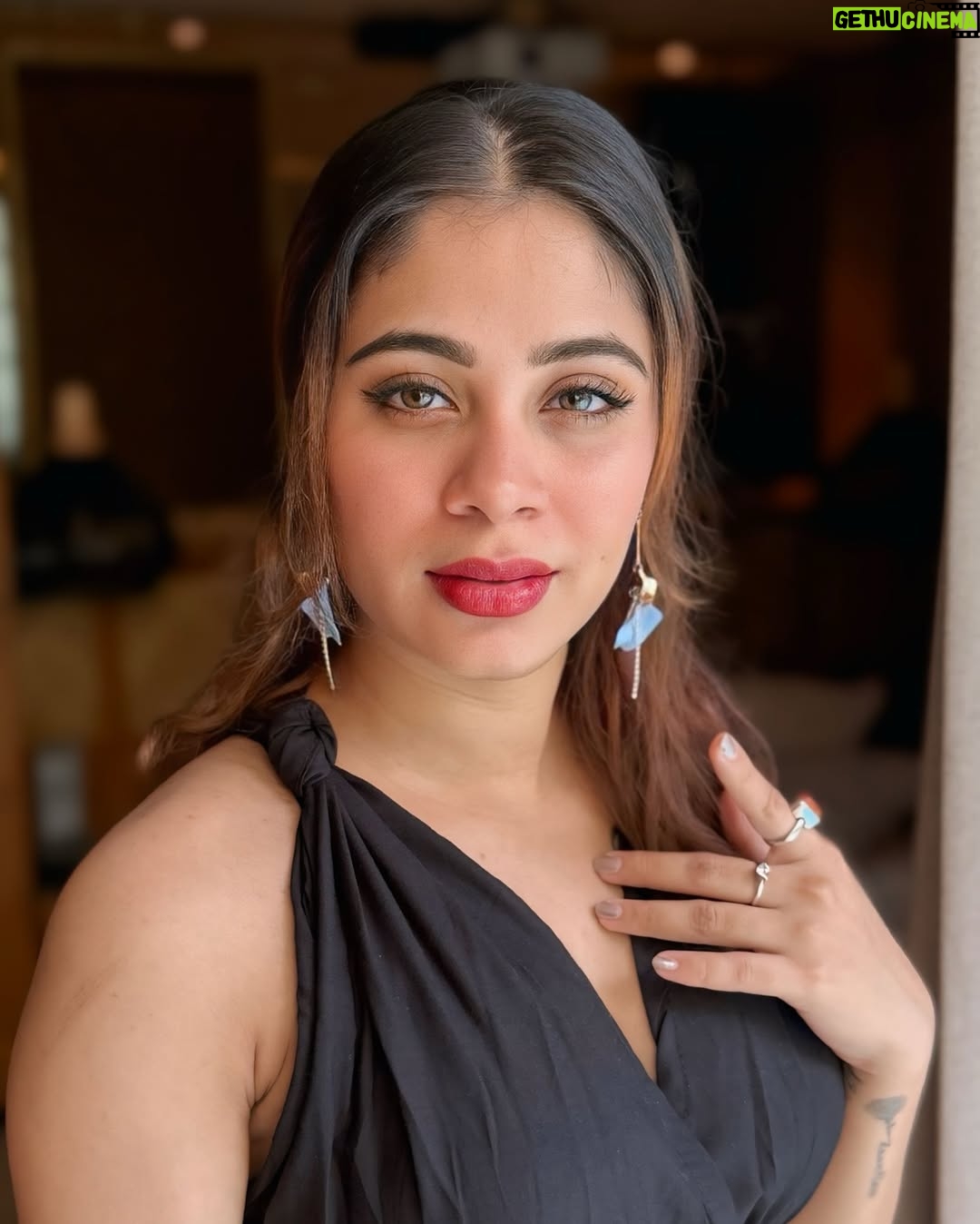 Ashvini Jegathesan - 6.1K Likes - eyes have a languange of their own ✨🫶
#selflove #bali #vacaymode #happiest #explorepage
