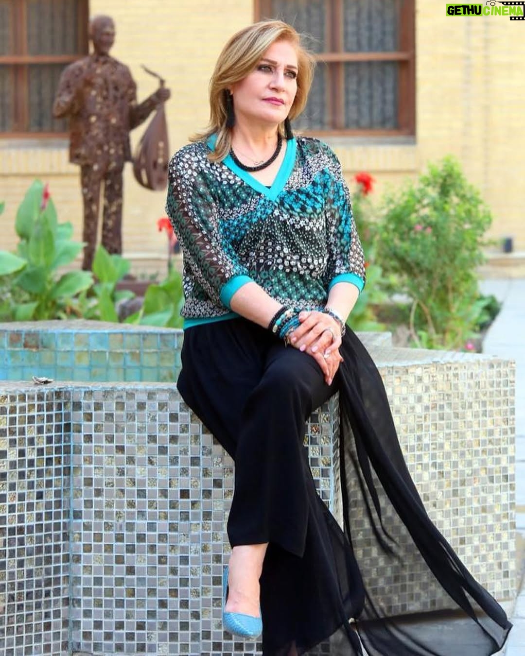 Asia Kamal - 17.5K Likes - وفي حق ذاتك كن عزيز النفس .
#بعد_غياب
#اسيا_كمال