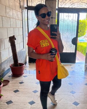 Asmaa Abulyazeid Instagram - V.I.B.I.N.G 🧡

.

#goodvibes