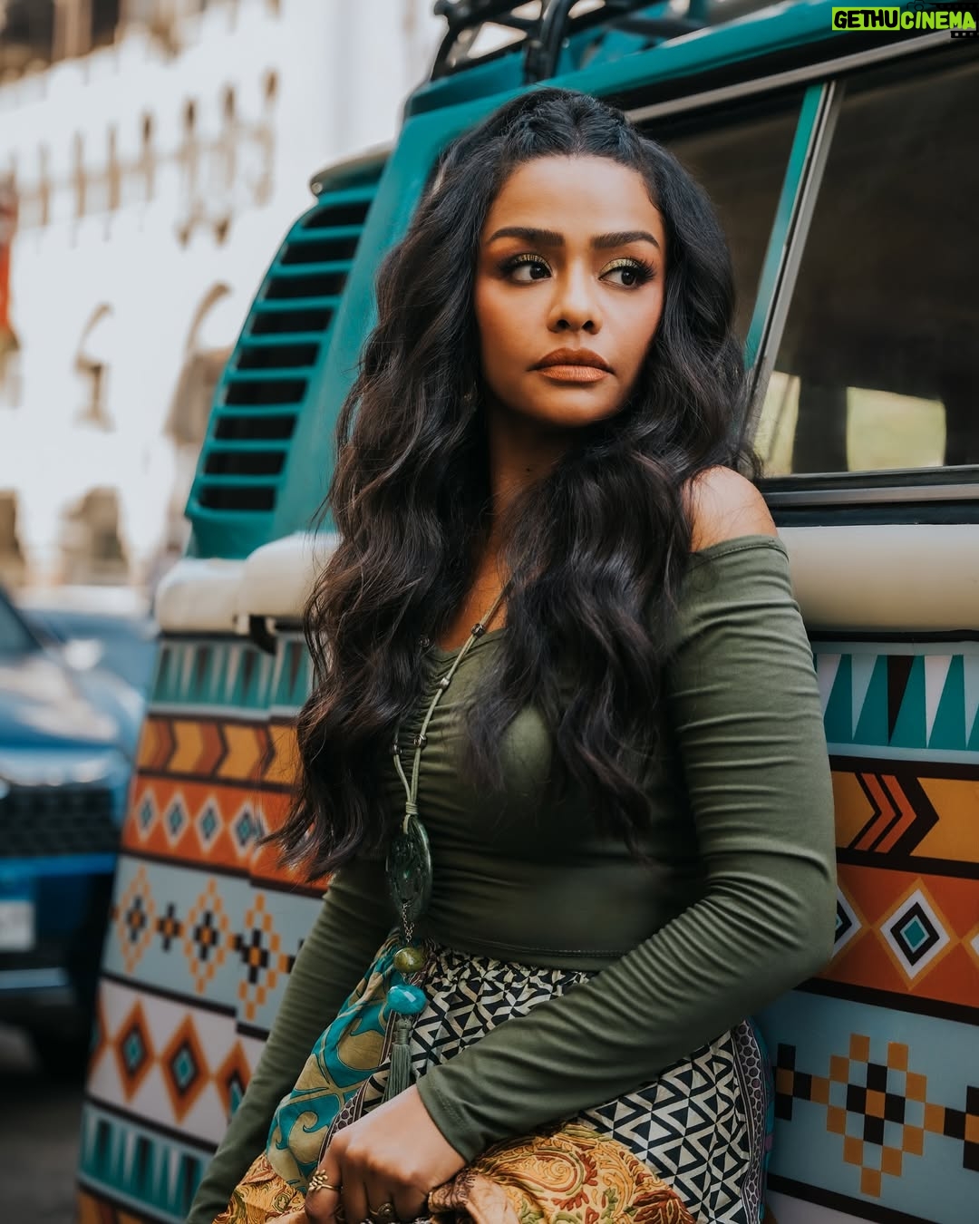 Asmaa Abulyazeid - 89.9K Likes - #ما_تيجي_سكة 🧚🏾♀️🧚🏾♀️
Styled by @nourhanhossam
Makeup @nesmamansourmakeup
Hair @ahmed__mounir
Photography @heshammarcelo12