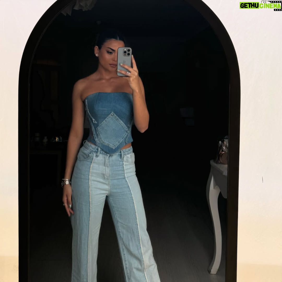 Asmaa Galal - 152.9K Likes - 💡