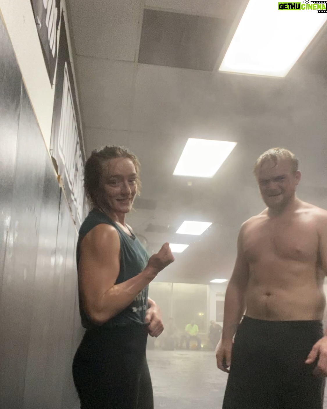 Aspen Ladd - 1.1K Likes - A little photo dump from the last week π