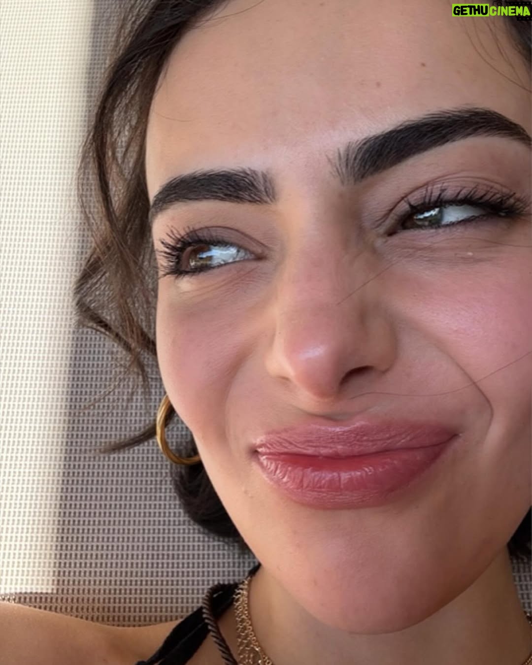 Aubri Ibrag - 15.7K Likes - 🌞