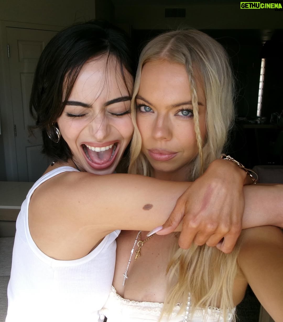 Aubri Ibrag - 16.6K Likes - What a jolly good time