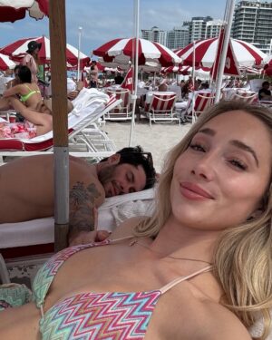 Aurora Culpo Instagram - The best early bday weekend in miami 🌴❤️