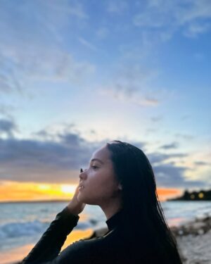 Aurora Ribero Instagram - Sunset bau bau   aku = 🤝🏻🫶🏻