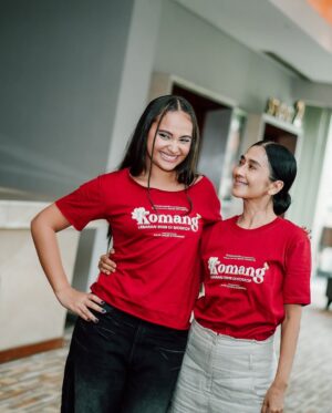 Aurora Ribero Instagram - Terkomang komang di lebaran yuk🫶🏻