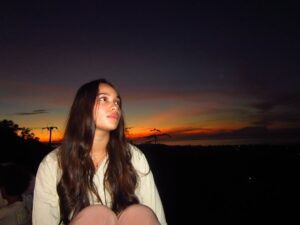 Aurora Ribero Instagram - Sun down, Let down🌅
