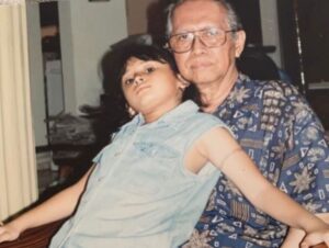 Ayushita Instagram - Hail to 90’s fake tattoo 🙌🏽, me miss u much Opa 🫂