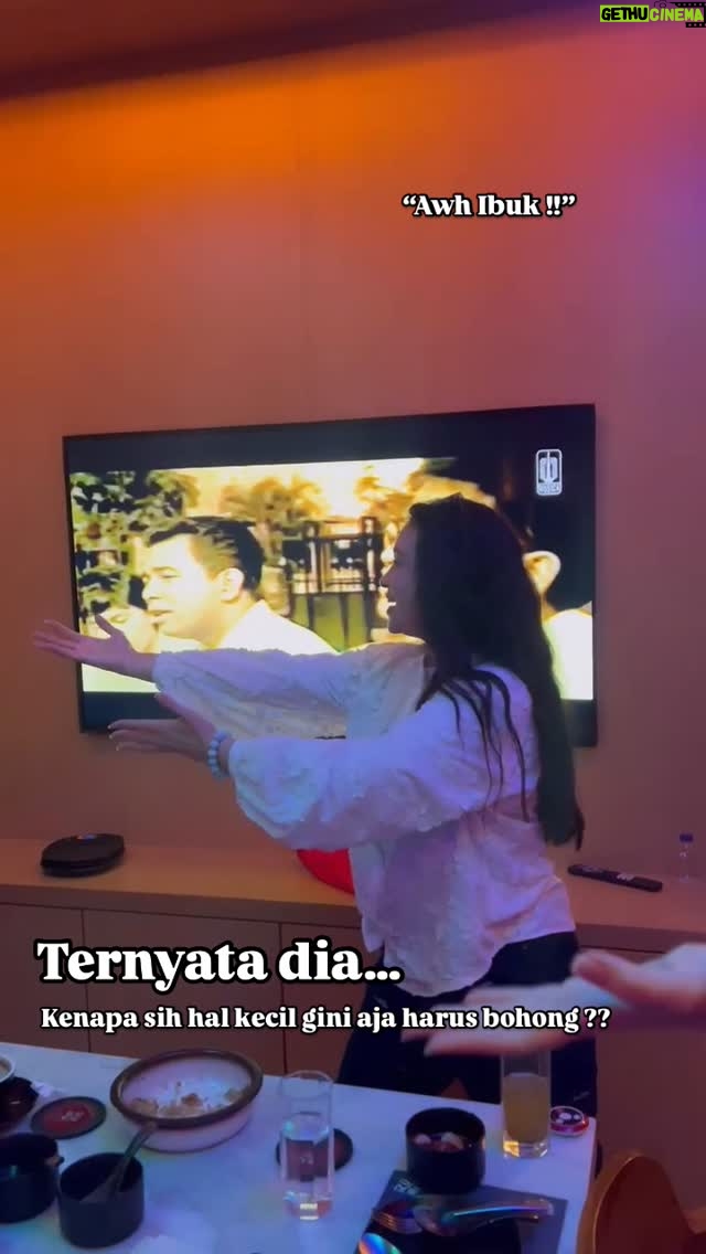 Ayushita - 10.1K Likes - Gitu bukan sih cara mainnya @ayushita ??
