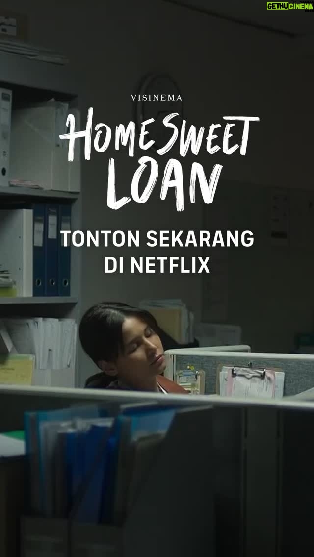 Ayushita - 2.7K Likes - Kabar baik untuk para #AkuKaluna yang belum sempat menyaksikan perjuangan Kaluna mencari rumah dan bebas dari tanggung jawab sebagai tulang punggung keluarga 🤗
Film Home Sweet Loan tayang mulai HARI INI di @netflixid ✨
Selamat menonton dan siap-siap dibikin banjir, saran Minhom jangan lupa sedia tisu ya 🥺💚
#FilmHSL #HomeSweetLoanFilm #PejuangHidup #PejuangRupiah #PejuangKeluarga #PejuangRumah