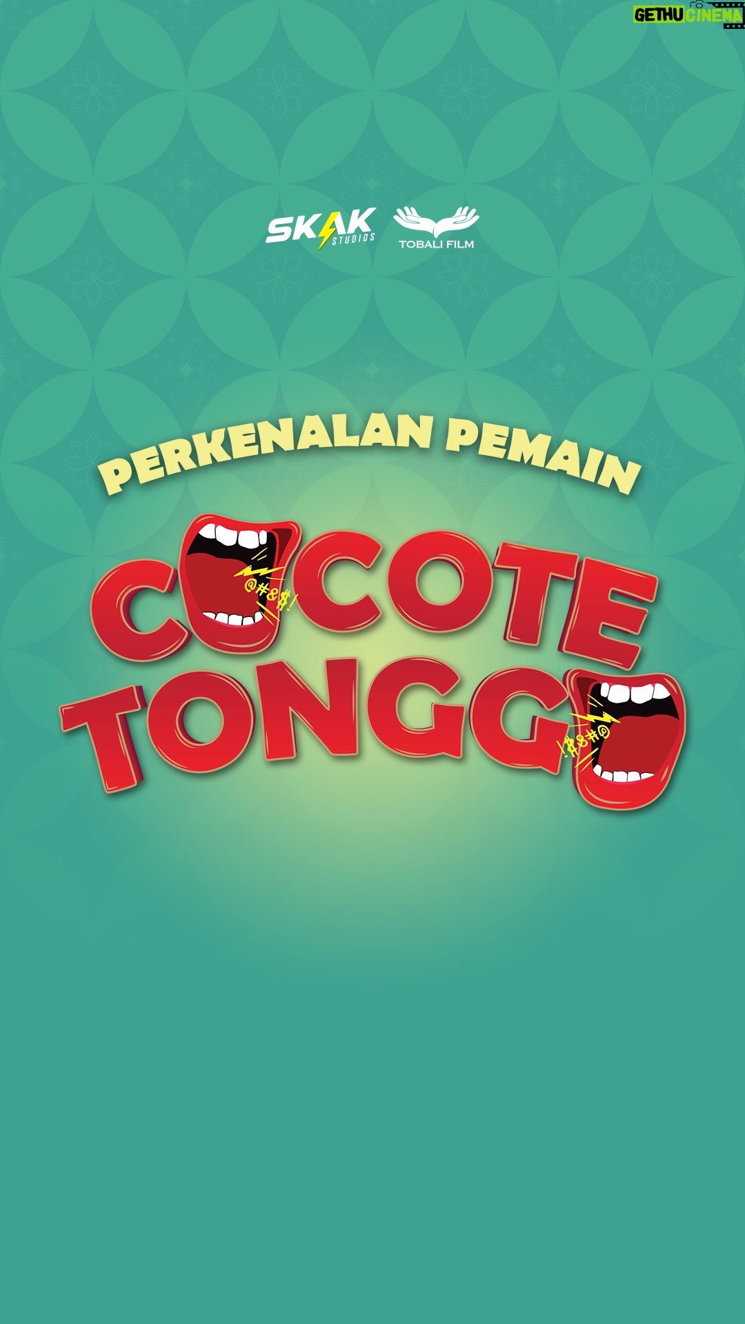 Ayushita - 8.2K Likes - Kami mempersembahkan para pemain film COCOTE TONGGO!
Film. Cocote Tonggo Bercerita tentang sepasang suami-istri yang sudah menikah selama lima tahun namun belum juga punya anak, setiap hari mereka mendapat cemoohan tetangga.
Siapkan mental kalian menghadapi tekanan dari geng @cocotetonggo yang akan segra tayang di bioskop 2025!
Pemeran:
* Murni - diperankan Ayushita Nugraha @ayushita
* Luki - diperankan Dennis Adhiswara @dennisadishwara
* Bu Pur - diperankan Asri Welas @asri_welas
* Bu Tin - diperankan Sundari Soekotjo @sundarisoekotjo
* Gatot - diperankan Bayu Skak @moektito
* Supri - diperankan Firza Valaza @firzavalaza_
* Yoyok - diperankan Benidictus Siregar @benidictivity
* Pak Wira - diperankan Furry Setya @furrysetya
* Pak min - diperankan Tatang Gepeng @gepengjr82
* Endah - diperankan Devina Aureel @devinaureel
* Olive - diperankan Ellea Candice @elleacandice
* Tari - diperankan Ika Diharjo @ikadihardjoo
* Bulik Yayuk - diperankan Brilliana Arfira @brillianaarfira
* Bu Heri - diperankan Maya Wulan @mayawulan
* Bu Wira - diperankan Putri Manjo @_putrimanjo
* Mbah Mila - diperankan Yati Pesek @ibunda_yati_
* Mbah Said - diperankan Mirkoen Awaly
* Bu Tin muda - diperankan Intan Soekotjo @intansoekotjo
* Pak Pur - diperankan Marwoto @marwotokawer_
Film ini dipersembahkan oleh @skakstudios & @tobali_film dan disutradarai oleh Bayu Skak.
Mohon doa dan dukungan teman-teman!!!
#Cocotetonggo
#Skakstudios
#Tobalifilm
#pemaincocotetonggo
#cocote
#tetangga