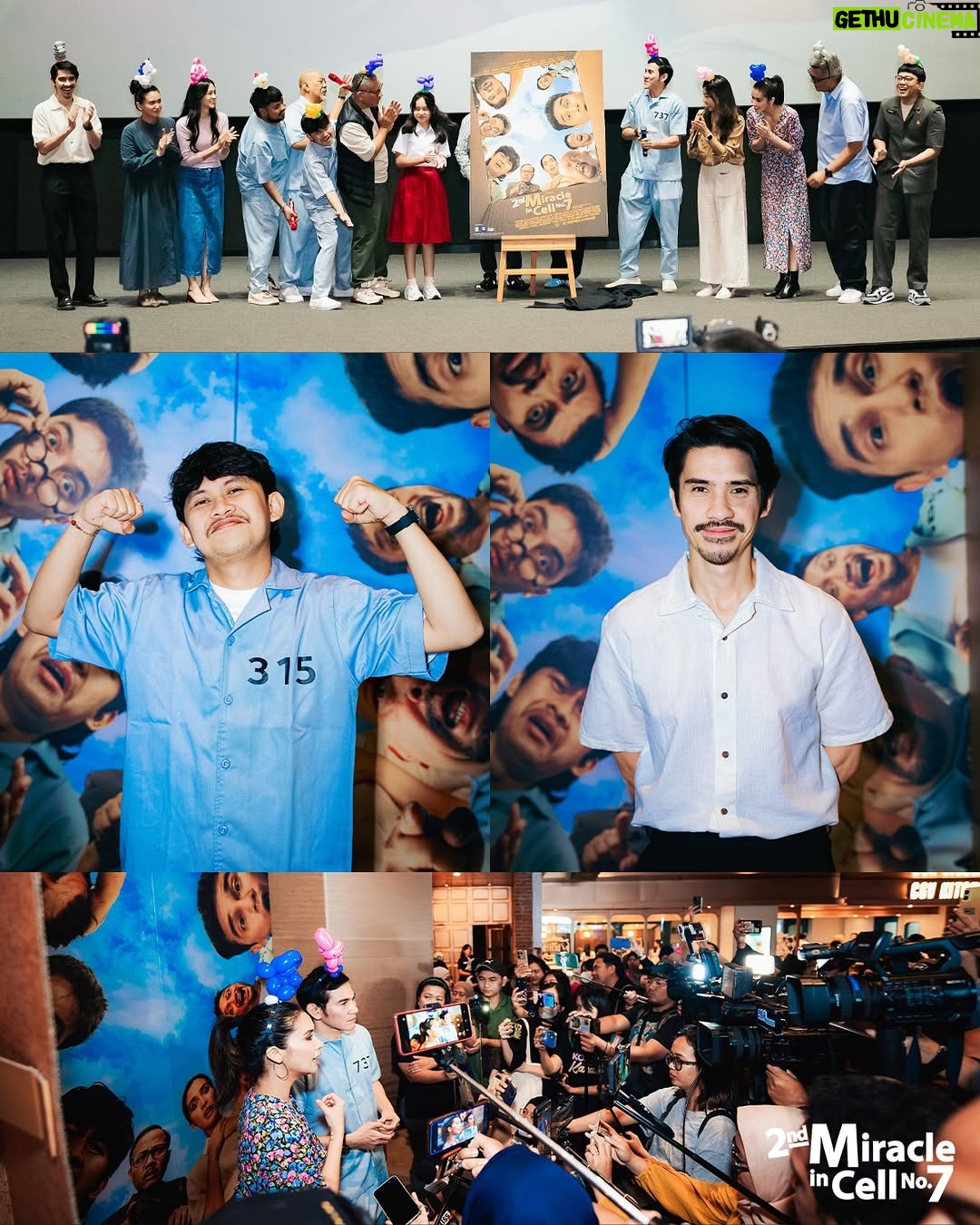 Ayushita - 3 Likes - Momen kebersamaan sewaktu rilis poster Dan trailer film 2nd Miracle in Cell No.7 kemarin. 🥰🤗
25 Desember di Bioskop siap-siap tissue yang banyak yah. 😭😭😭
@vinogbastian__ @graciellaabigail @marshatimothy @indrowarkop_asli @t_orasudi_ro @indrajegel @rigensih @bryandomani_bd_ @muhadkly @sumargodenny @cokipardedebebas @ayushita @aglaartalidia @delladartyan @iedilputra @rizkyhanggono @keanuazka08 @yattisurachmanreal @aphang_alimsudio @herwinnovianto @er1ca