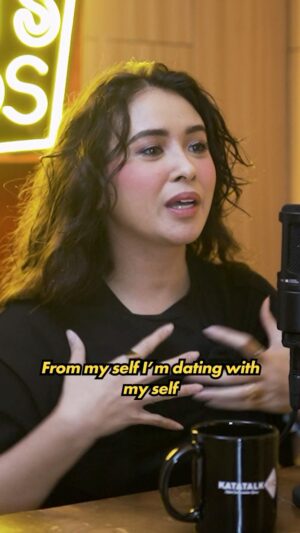 Ayushita Instagram - Cintai dirimu sebelum mencintai orang lain😊

Penasaran, gimana kelanjutannya? Simak penjelasan lengkapnya oleh @ayushita merupakan seorang pemeran film dan penyanyi berkebangsaan Indonesia akan berbagi pengalaman terkait hanya di Youtube KATATALKINC atau klik link di bio! 

#givingimpact #katatalkinc #erwin'sfriends #erwinparengkuan #ayushita