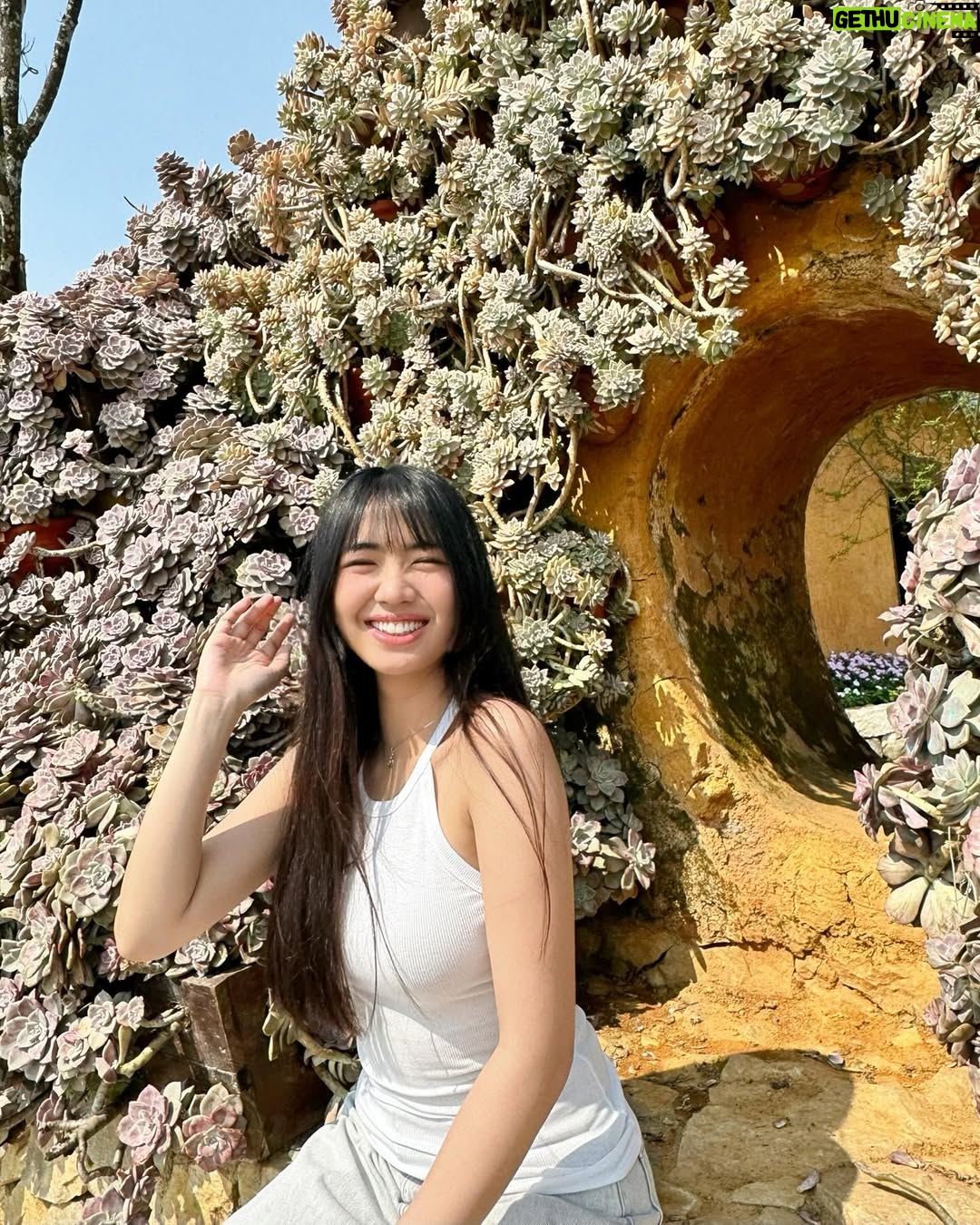 Azi Acosta - 60.4K Likes - Fasipannn