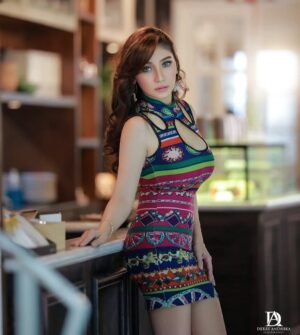 Baby Margaretha Instagram - Fungsi Instagram ku Sekarang:
 1.Liat berita terbaru
  2.bkin Story apa aja biar ga dikira meninggoy.. 
  3.Nontonin story orang Bucin

Lensed @derry.bpb 

#babymargaretha #photoshoot #photogram #photomodel #instaphotography #instaphoto