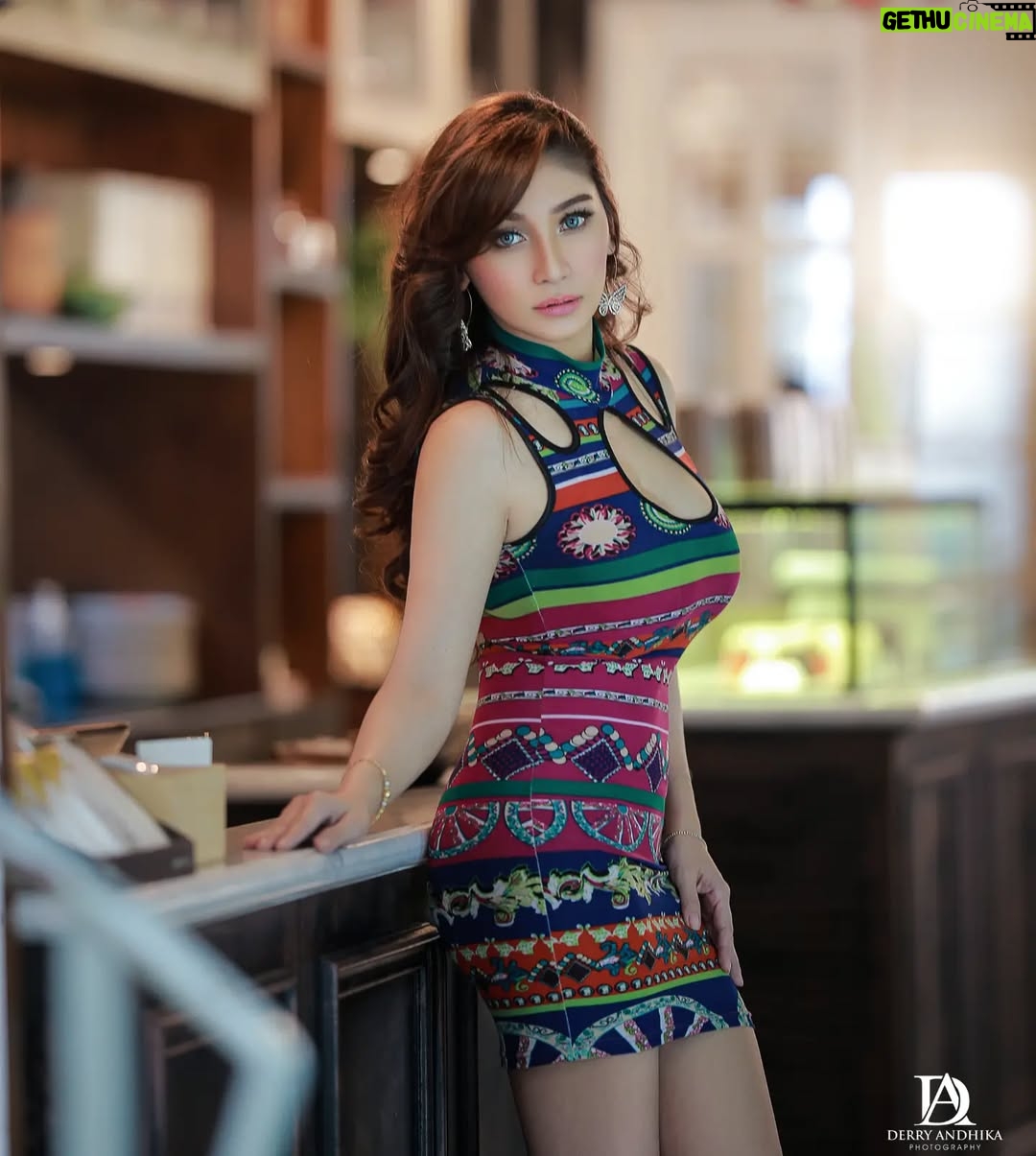 Baby Margaretha - 11.6K Likes - Fungsi Instagram ku Sekarang:
1.Liat berita terbaru
2.bkin Story apa aja biar ga dikira meninggoy..
3.Nontonin story orang Bucin
Lensed @derry.bpb
#babymargaretha #photoshoot #photogram #photomodel #instaphotography #instaphoto