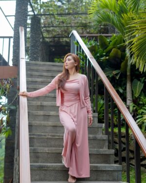 Baby Margaretha Instagram - Capek foto sendiri, foto sama kamu boleh nggak? @

Lensed by @sutemmy 
Location @sangria_resortspa 

#sangria #sangriaresort #sangriaresortandspa #lembang #bandungplacetogo #instaphoto #instalike #instabeauty #followforfollowback #babymargaretha #bandung